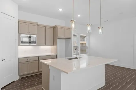 11827 Benes Drive Mont Belvieu TX 77523