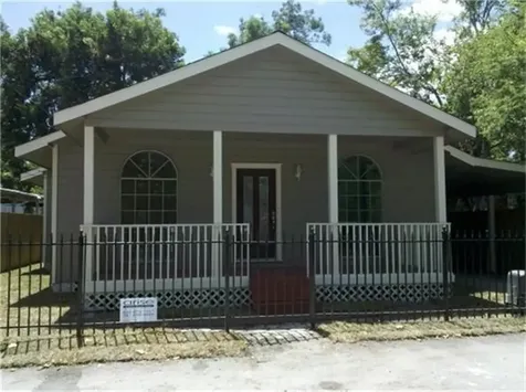1200 E 24th Street Houston TX 77009