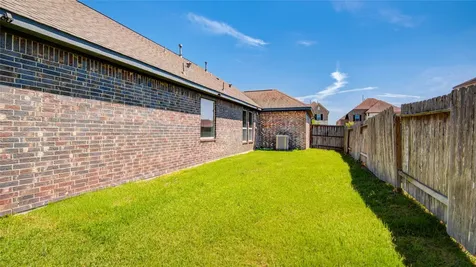 10406 Sill Prairie Drive Rosharon TX 77583