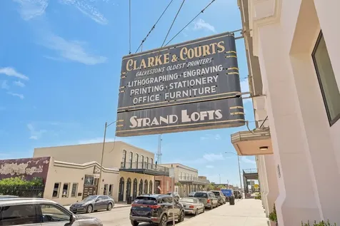 2400 Mechanic Street 103 Galveston TX 77550