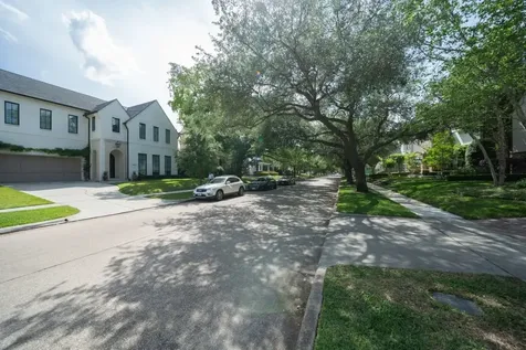 3702 Sunset Boulevard West University Place TX 77005