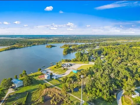 1322 Clear Lake Road Highlands TX 77562
