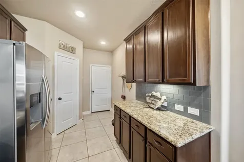 10744 S Lake Mist Lane Willis TX 77318