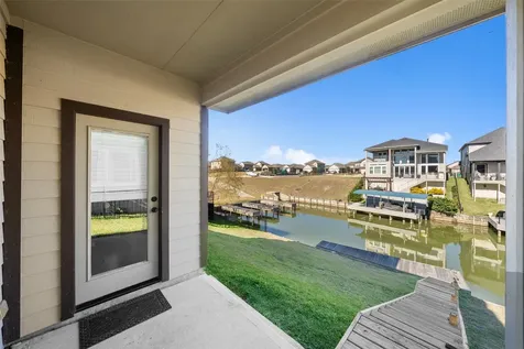 10744 S Lake Mist Lane Willis TX 77318