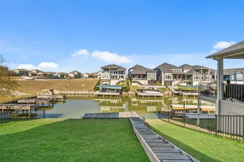 10744 S Lake Mist Lane Willis TX 77318