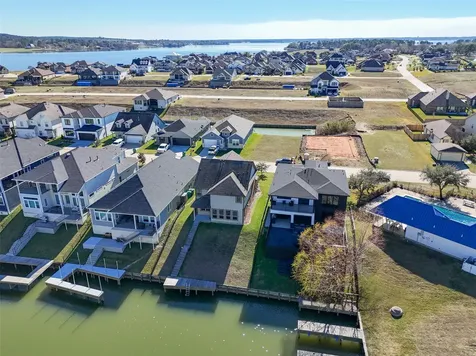10744 S Lake Mist Lane Willis TX 77318