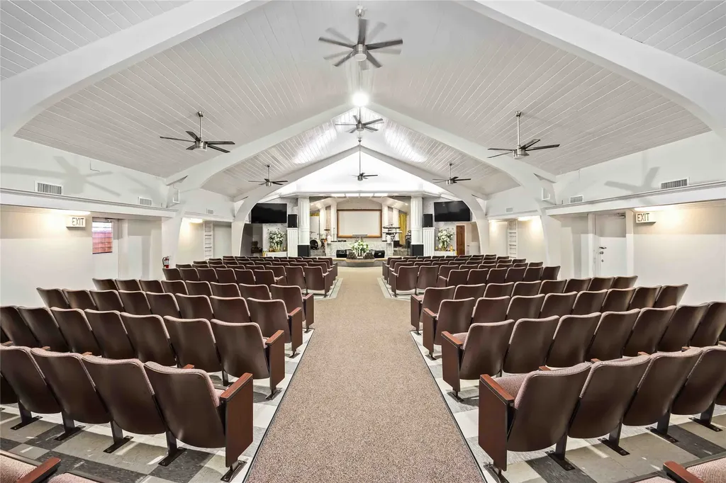 5208 Noble Street Houston TX 77020