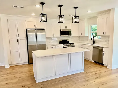 4505 W 43rd Street Houston TX 77092