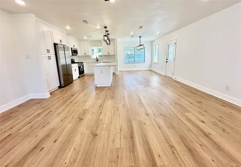 4505 W 43rd Street Houston TX 77092