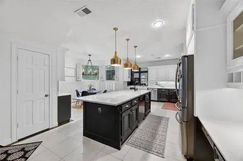 25 Glen Loch Court Sugar Land TX 77479