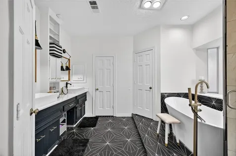 25 Glen Loch Court Sugar Land TX 77479