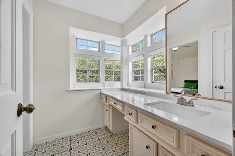 25 Glen Loch Court Sugar Land TX 77479