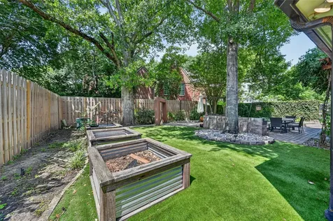 25 Glen Loch Court Sugar Land TX 77479