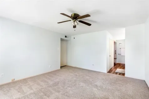 14515 Wunderlich Drive 207 Houston TX 77069