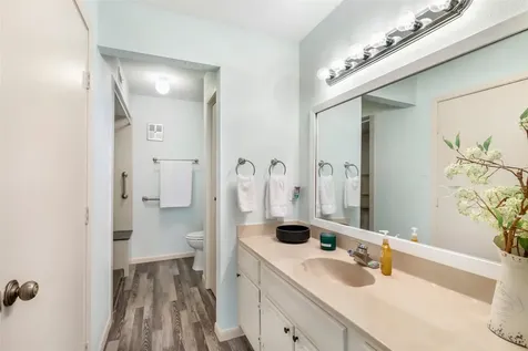 14515 Wunderlich Drive 207 Houston TX 77069