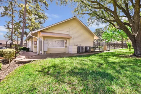 14515 Wunderlich Drive 207 Houston TX 77069