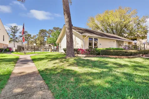 14515 Wunderlich Drive 207 Houston TX 77069