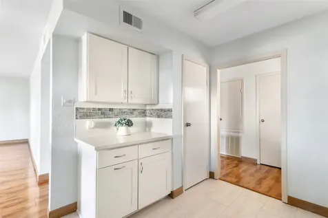 14515 Wunderlich Drive 207 Houston TX 77069