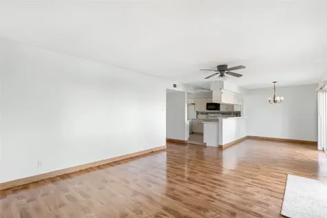 14515 Wunderlich Drive 207 Houston TX 77069