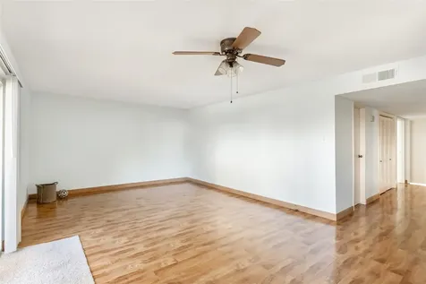 14515 Wunderlich Drive 207 Houston TX 77069