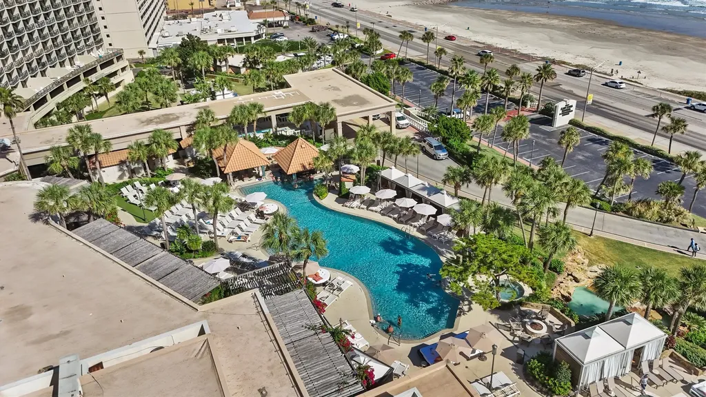 5220 Seawall Boulevard 1536/37 Galveston TX 77551