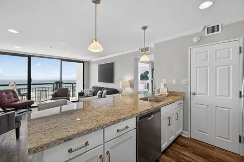 5220 Seawall Boulevard 1536/37 Galveston TX 77551