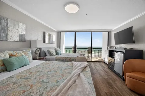 5220 Seawall Boulevard 1536/37 Galveston TX 77551