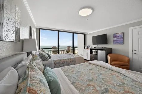 5220 Seawall Boulevard 1536/37 Galveston TX 77551