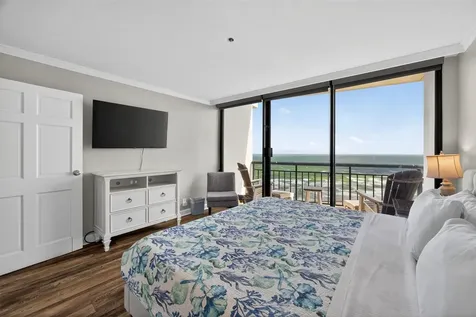5220 Seawall Boulevard 1536/37 Galveston TX 77551
