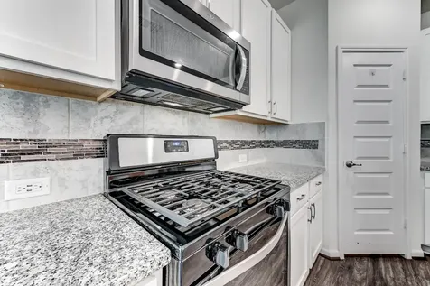 2103 Parnevik Place Conroe TX 77304