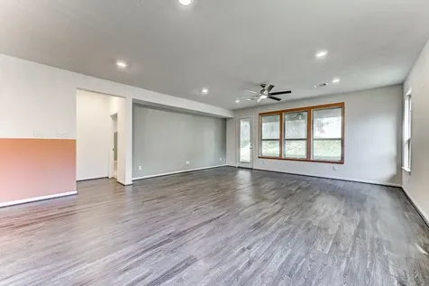 2103 Parnevik Place Conroe TX 77304