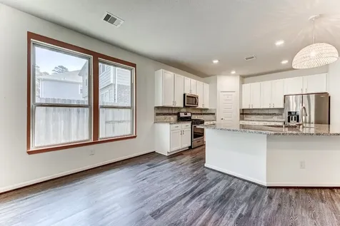 2103 Parnevik Place Conroe TX 77304