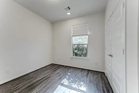 2103 Parnevik Place Conroe TX 77304