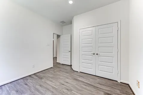 2103 Parnevik Place Conroe TX 77304