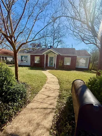 107 Lazy Lane Crockett TX 75835