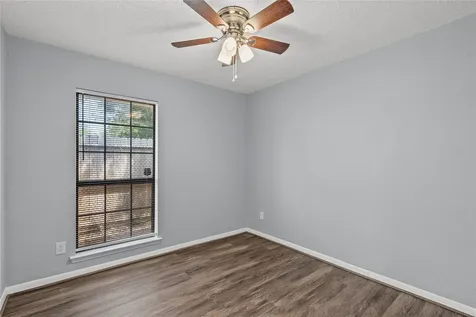 1421 16th Avenue N Texas City TX 77590