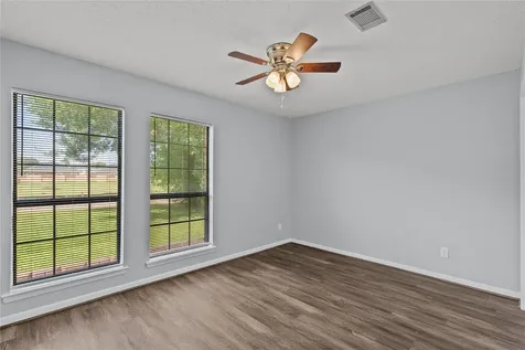 1421 16th Avenue N Texas City TX 77590