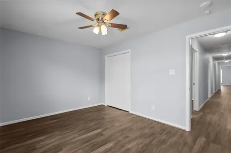 1421 16th Avenue N Texas City TX 77590