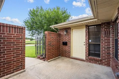 1421 16th Avenue N Texas City TX 77590