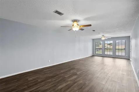 1421 16th Avenue N Texas City TX 77590