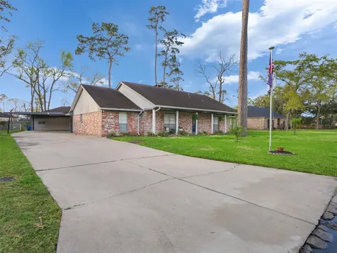 2904 Frostwood Circle Dickinson TX 77539
