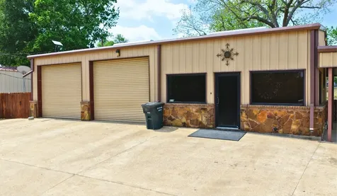 405 N Johnston Street Caldwell TX 77836