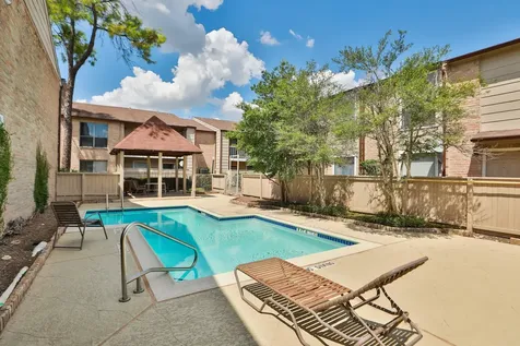 2100 Wilcrest Drive 127 Houston TX 77042