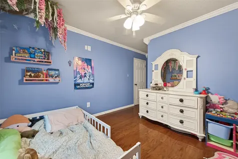 805 Camelot Lane Friendswood TX 77546