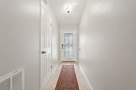 805 Camelot Lane Friendswood TX 77546