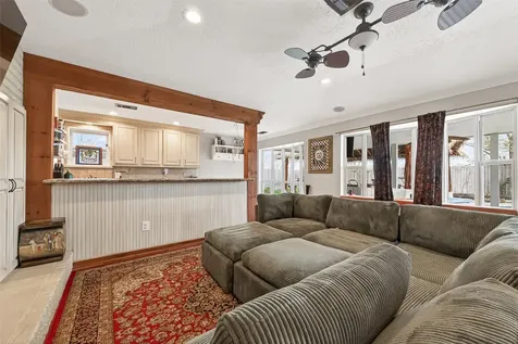 805 Camelot Lane Friendswood TX 77546