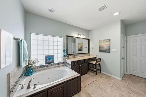 2813 Shadow Woods Court Houston TX 77043