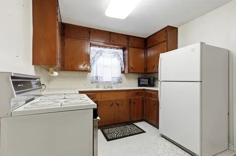 5707 Waltrip Street Houston TX 77087