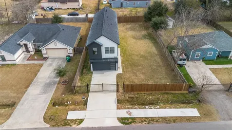 1113 Danube Street Houston TX 77051