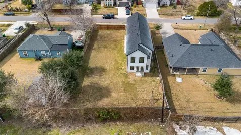 1113 Danube Street Houston TX 77051